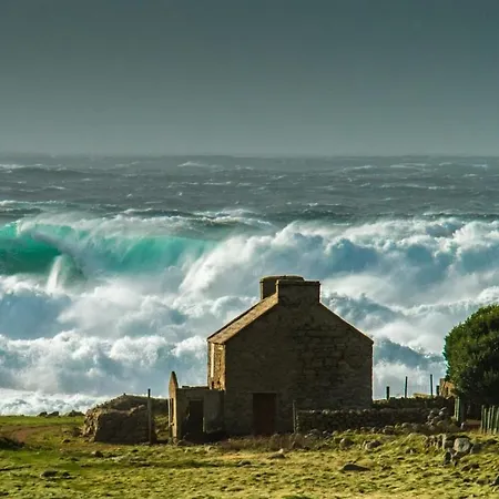 Ostan Oilean Thorai Tory Island *