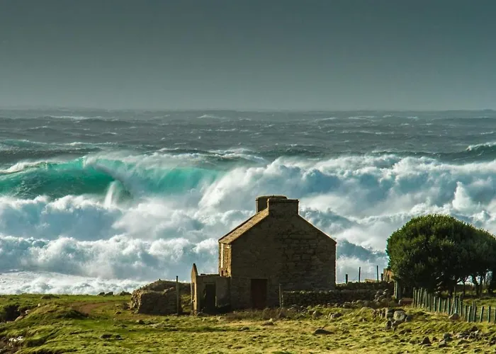 Ostan Oilean Thorai Tory Island *